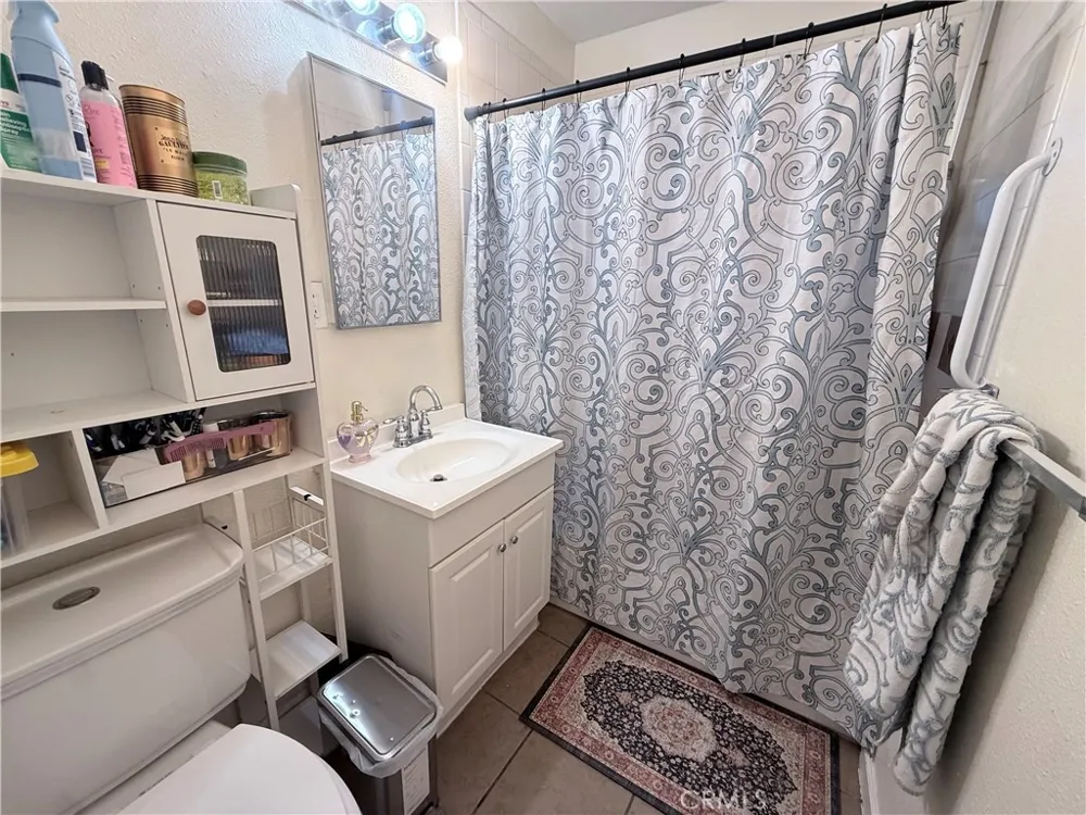 38714 Frontier Palmdale, CA 93550