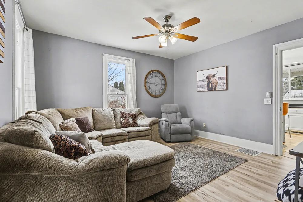 711 Maple Street Three Rivers City, MI 49093