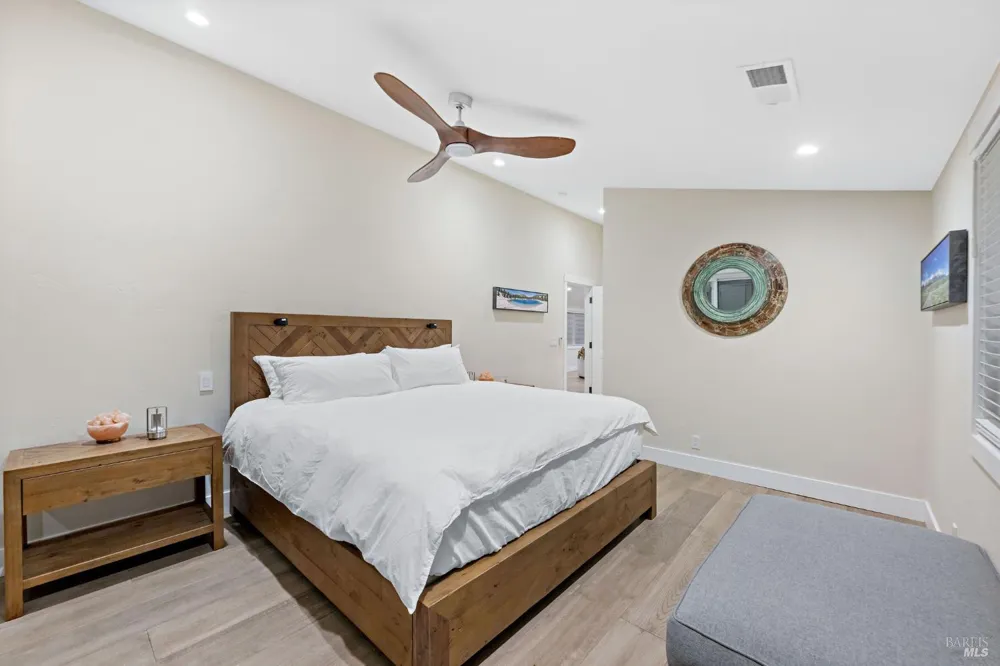 691 Silverado Trail S St. Helena, CA 94574