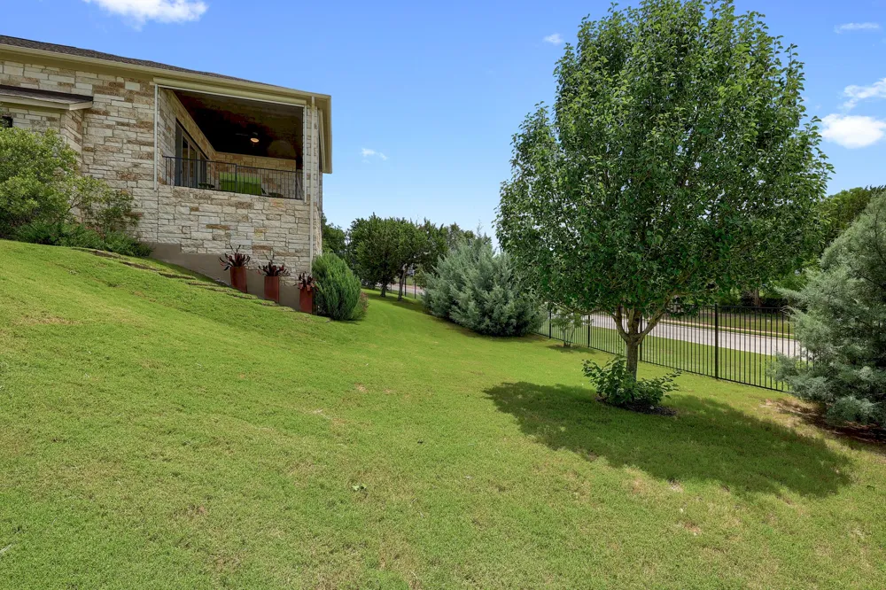 512 Summer Wilson Cove Austin, TX 78738