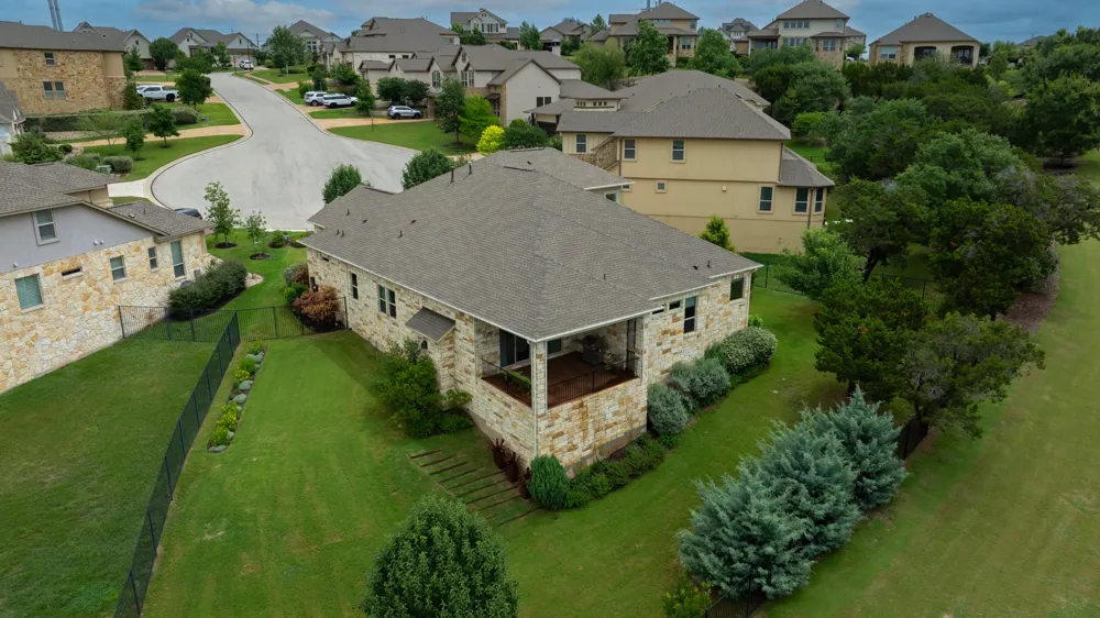 512 Summer Wilson Cove Austin, TX 78738