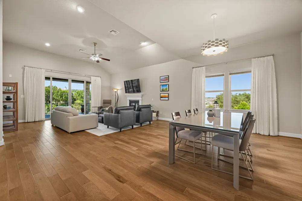 512 Summer Wilson Cove Austin, TX 78738