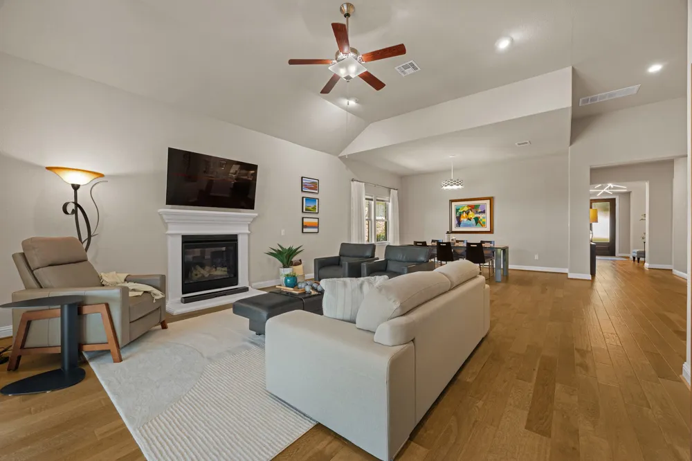 512 Summer Wilson Cove Austin, TX 78738
