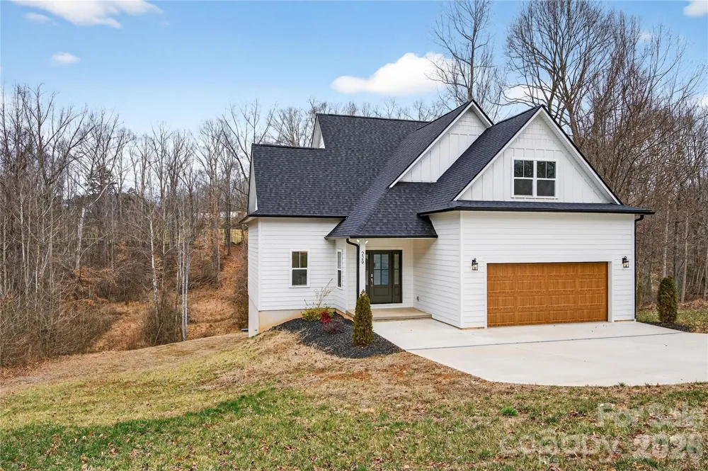 229 Shenandoah Loop Troutman, NC 28166