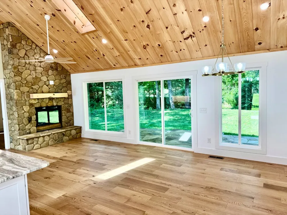 6389 Old Hwy 64 W Warne, NC 28909