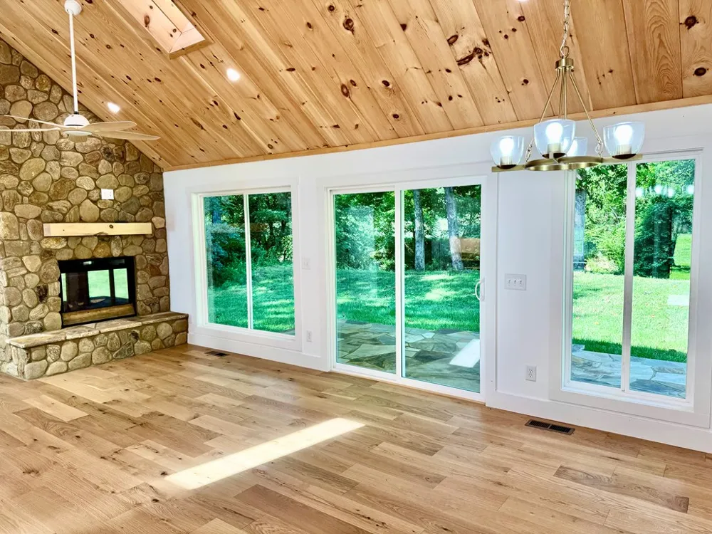 6389 Old Hwy 64 W Warne, NC 28909