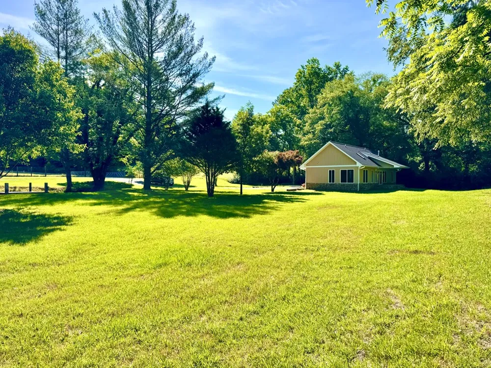 6389 Old Hwy 64 W Warne, NC 28909