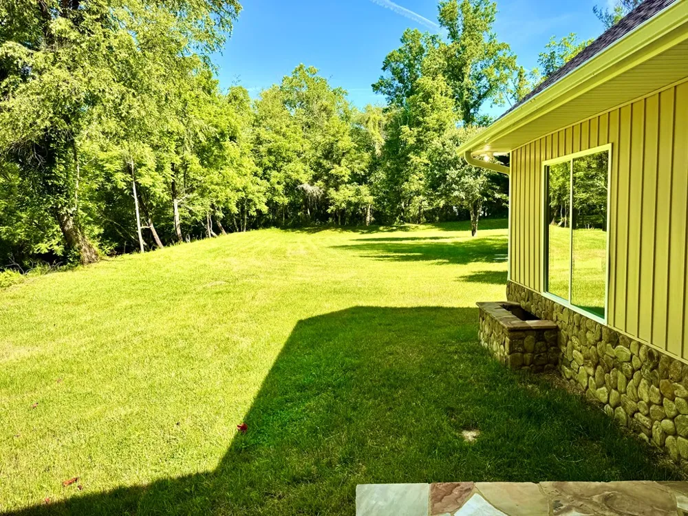 6389 Old Hwy 64 W Warne, NC 28909