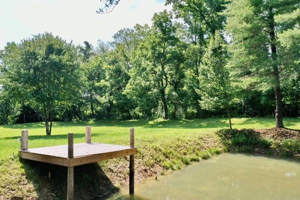 6389 Old Hwy 64 W Warne, NC 28909
