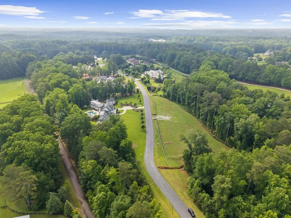 535 Lost River Bnd Milton, GA 30004