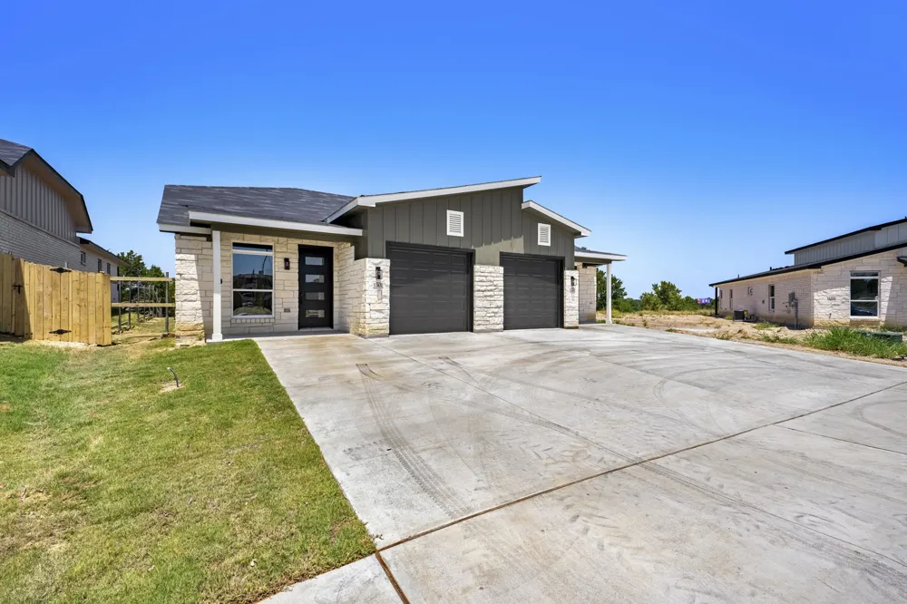 1301 Lone Pine Way Killeen, TX 76543