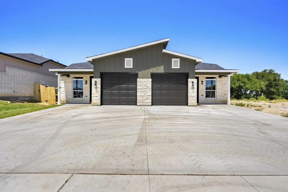 1301 Lone Pine Way Killeen, TX 76543
