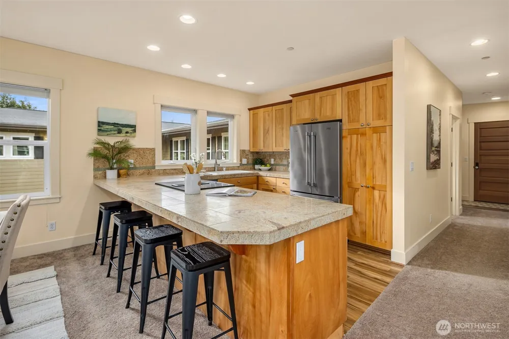 9551 NE South Beach Drive #3G Bainbridge Island, WA 98110
