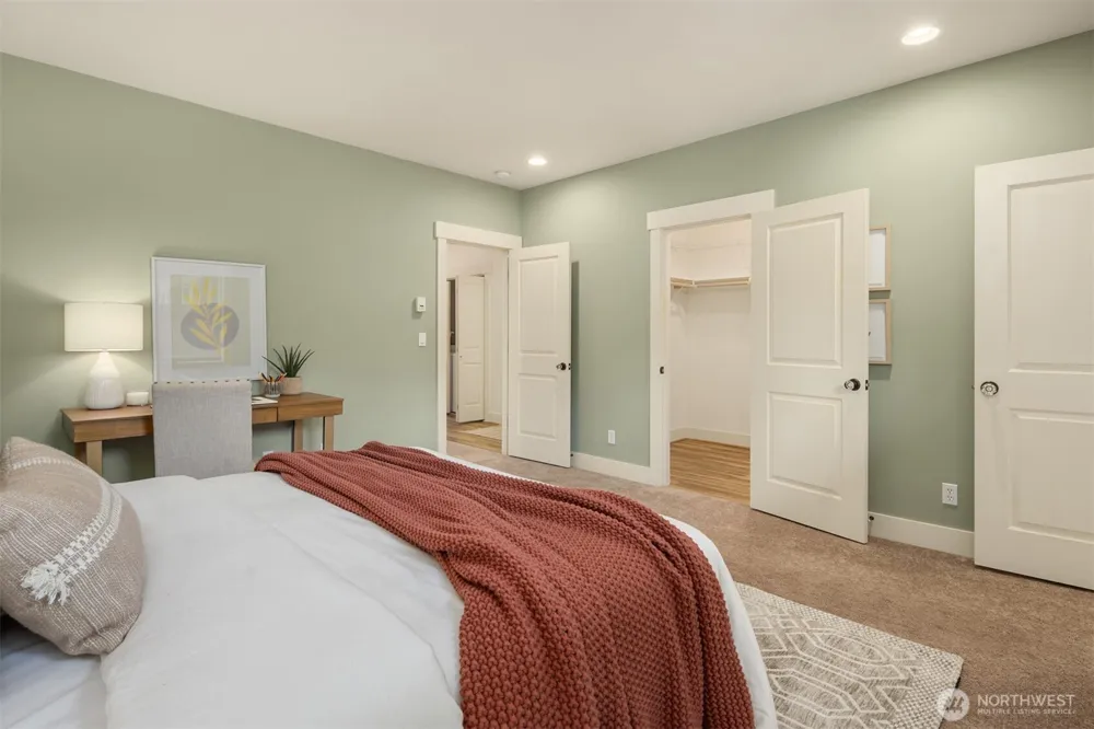 9551 NE South Beach Drive #3G Bainbridge Island, WA 98110