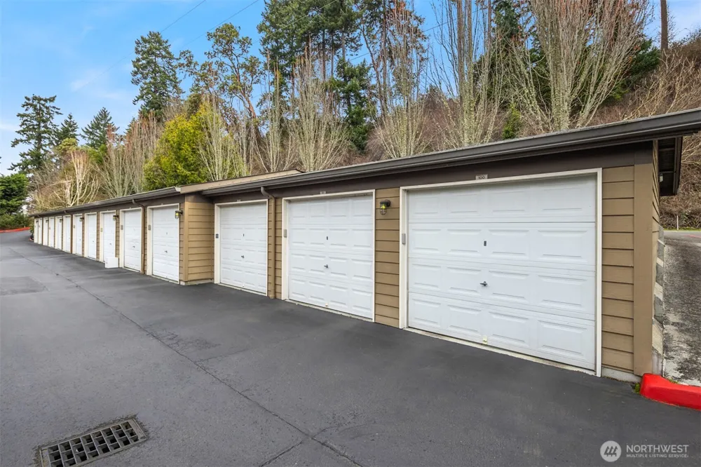 9551 NE South Beach Drive #3G Bainbridge Island, WA 98110