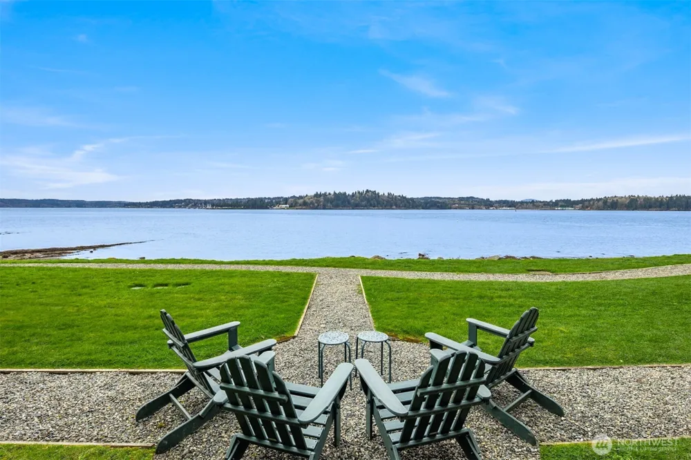 9551 NE South Beach Drive #3G Bainbridge Island, WA 98110