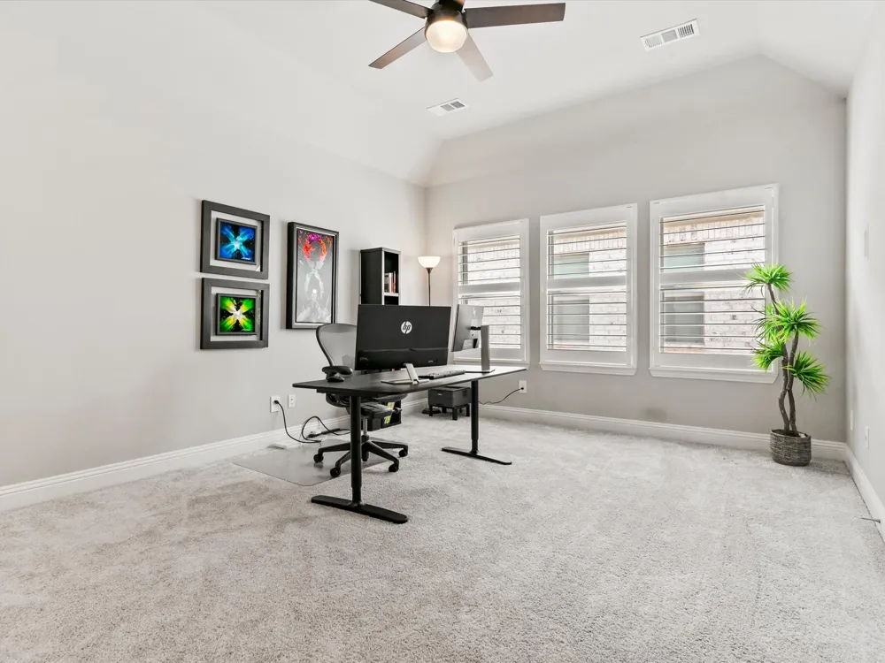 12767 Royal Oaks Lane Farmers Branch, TX 75234