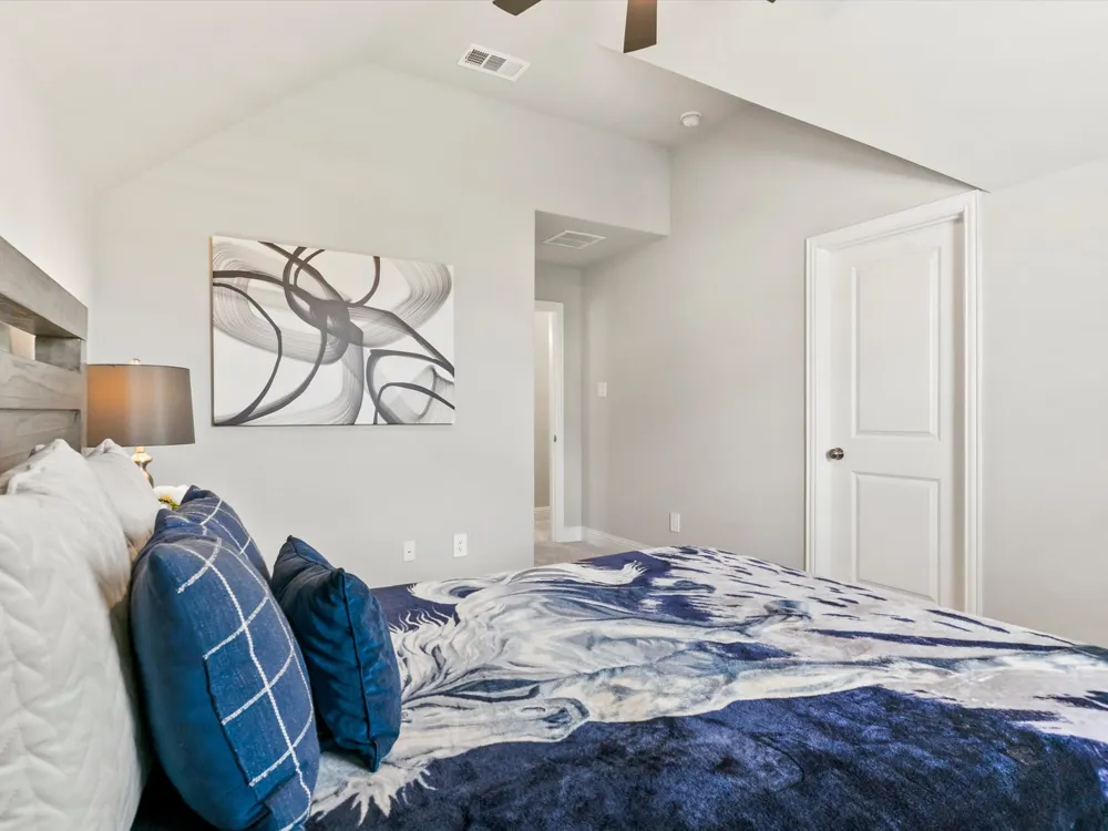 12767 Royal Oaks Lane Farmers Branch, TX 75234