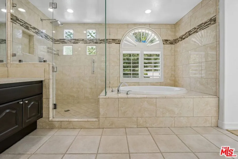 1007 Sunset Oak Circle Newbury Park, CA 91320