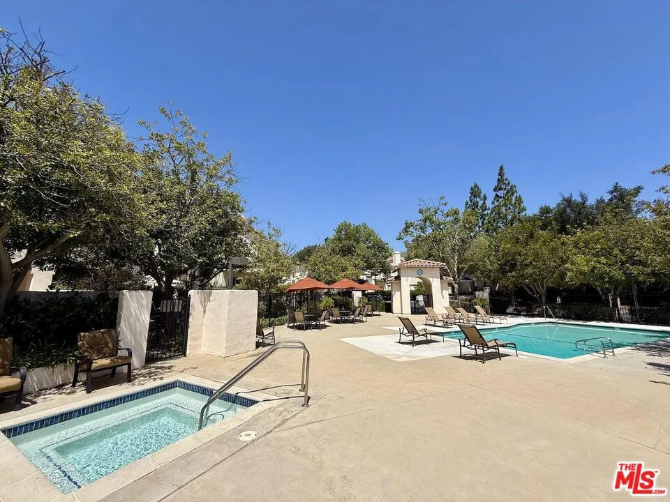 1007 Sunset Oak Circle Newbury Park, CA 91320