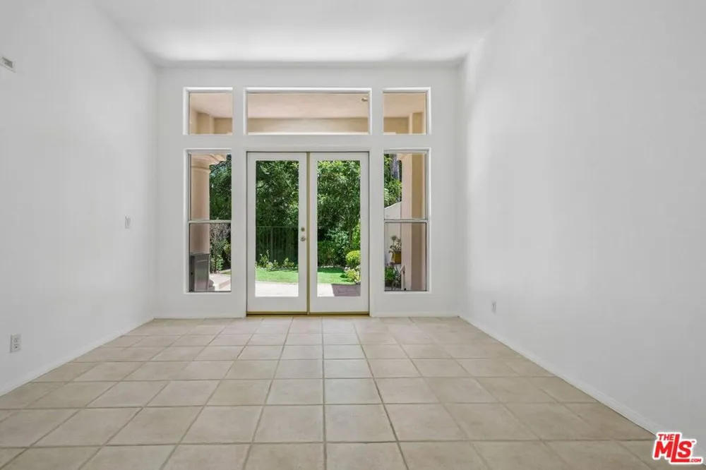 1007 Sunset Oak Circle Newbury Park, CA 91320