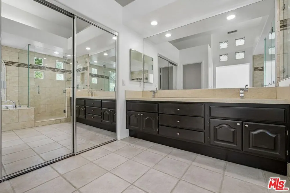 1007 Sunset Oak Circle Newbury Park, CA 91320