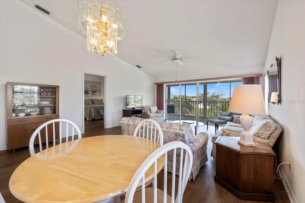 841 WATERSIDE DRIVE #206 Venice, FL 34285