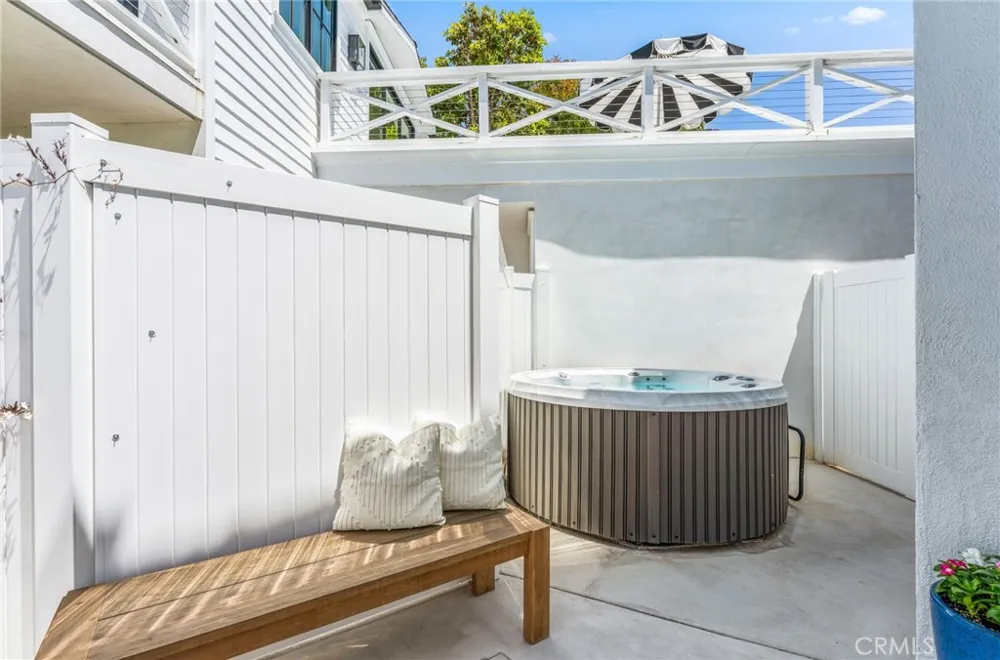1520 Abalone Newport Beach, CA 92662