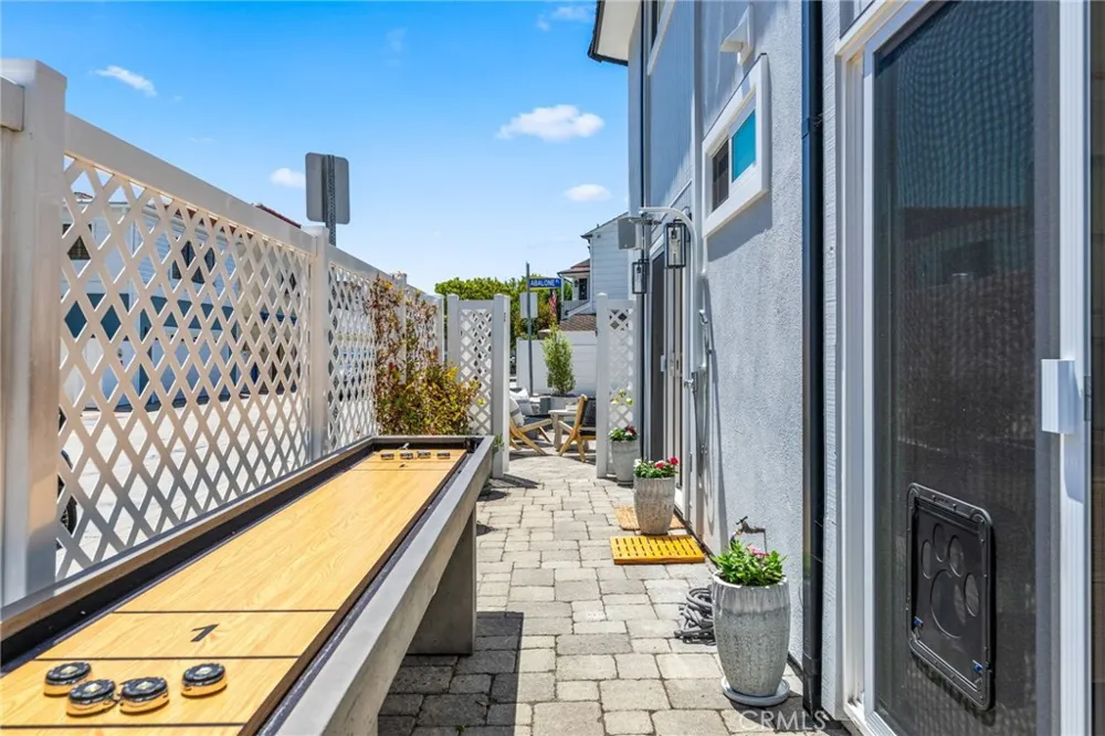 1520 Abalone Newport Beach, CA 92662