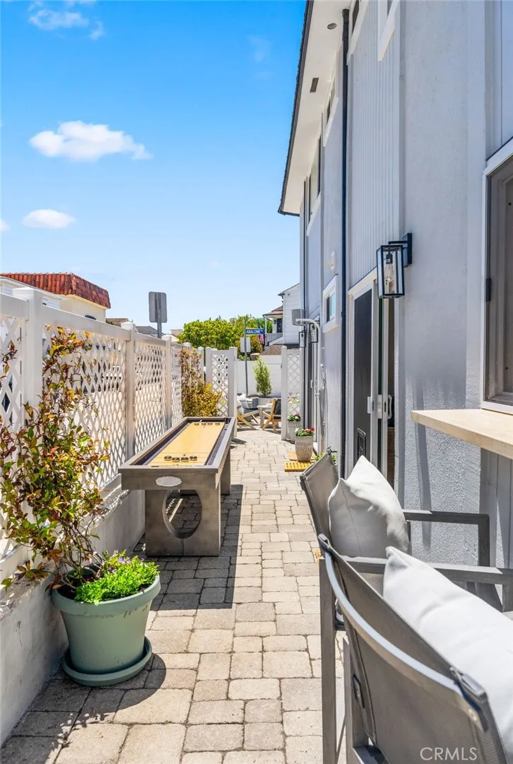 1520 Abalone Newport Beach, CA 92662