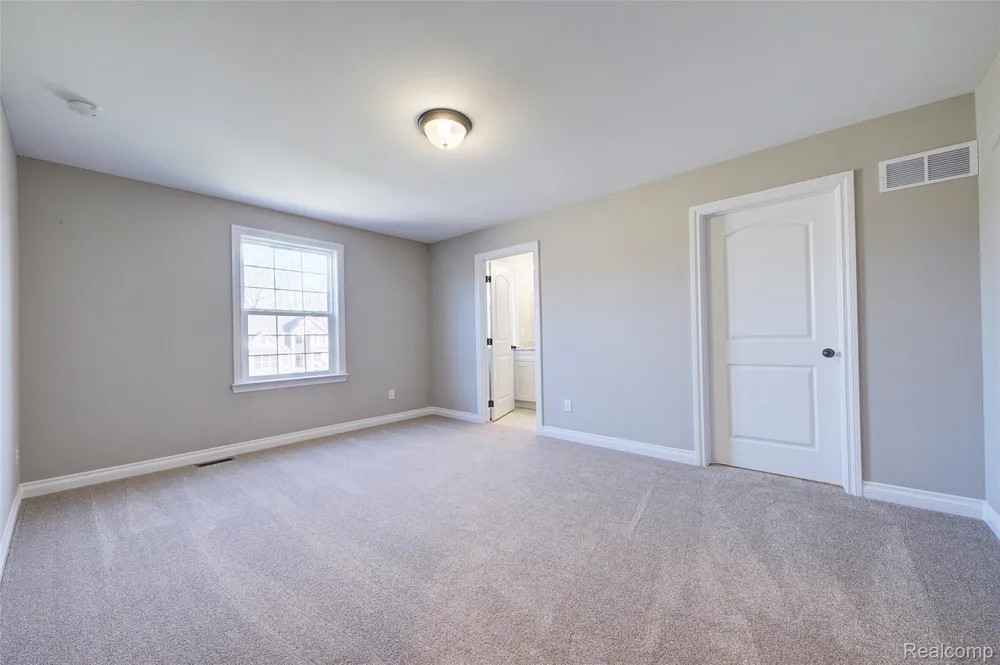 562 ROUND ROCK DRIVE Marion Township, MI 48843