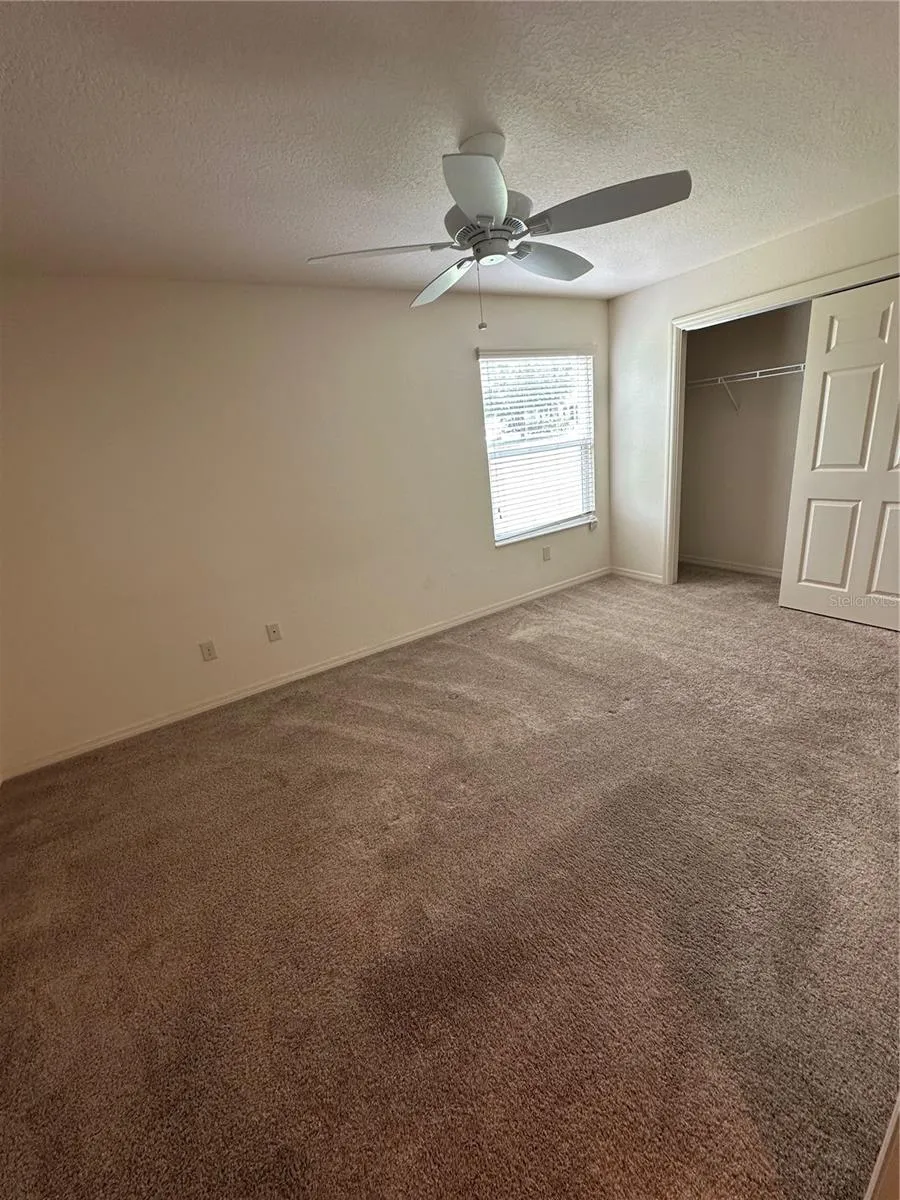 716 TRUMAN AVENUE Lady Lake, FL 32159