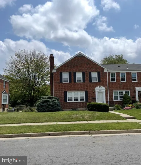 8521 DRUMWOOD