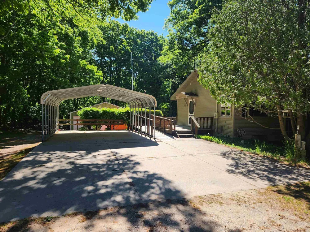 18219 Northwood Highway Arcadia Township, MI 49613