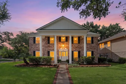 3030 Broadmoor Drive