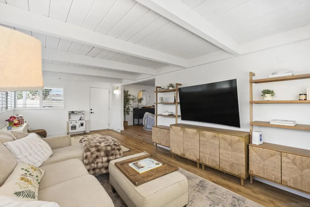 825 Hickory Ct Imperial Beach, CA 91932