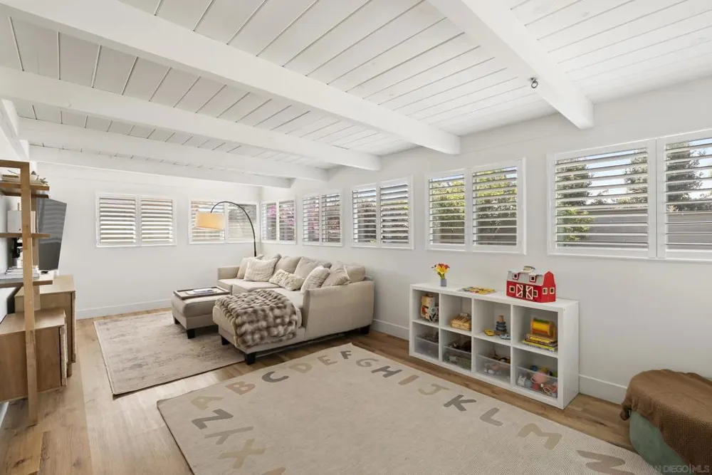 825 Hickory Ct Imperial Beach, CA 91932