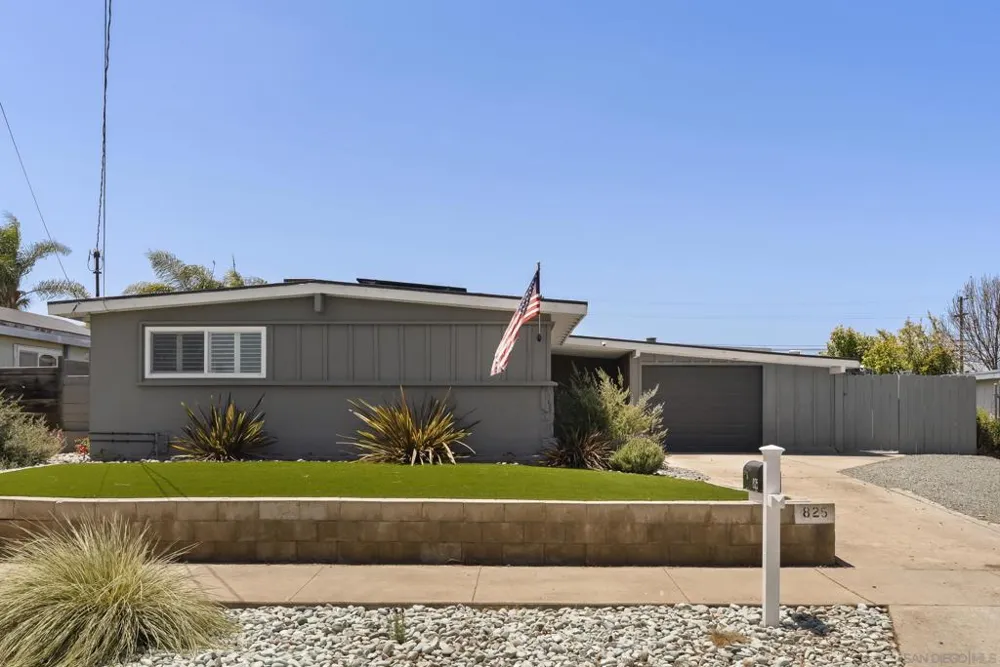 825 Hickory Ct Imperial Beach, CA 91932