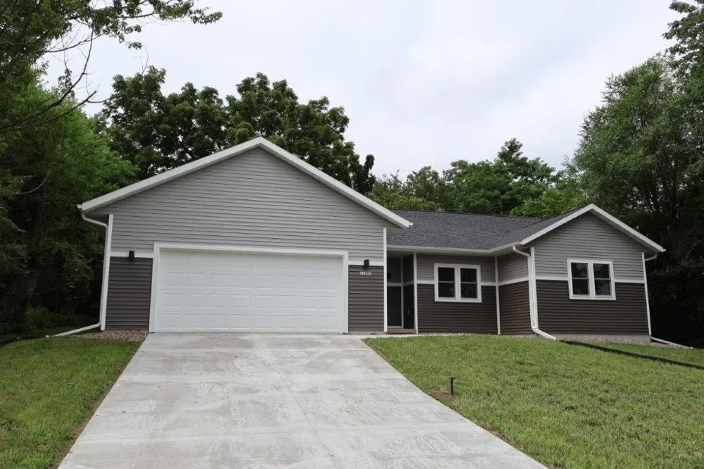 11893 Pine Street Trempealeau, WI 54661
