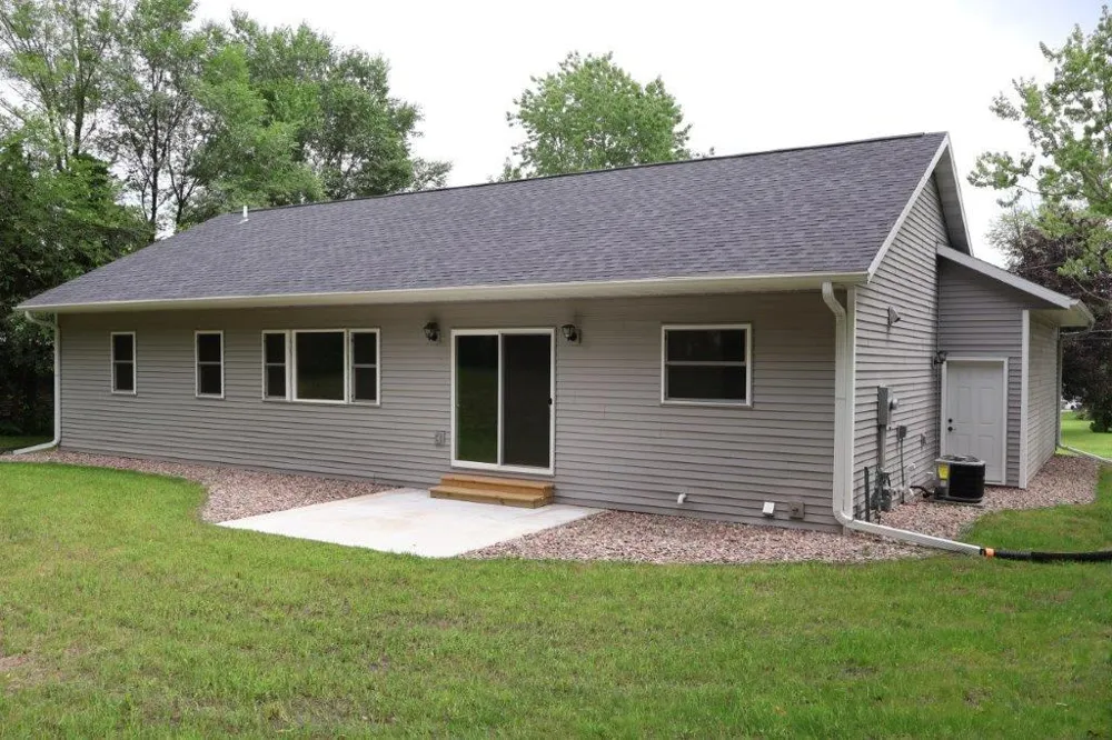 11893 Pine Street Trempealeau, WI 54661