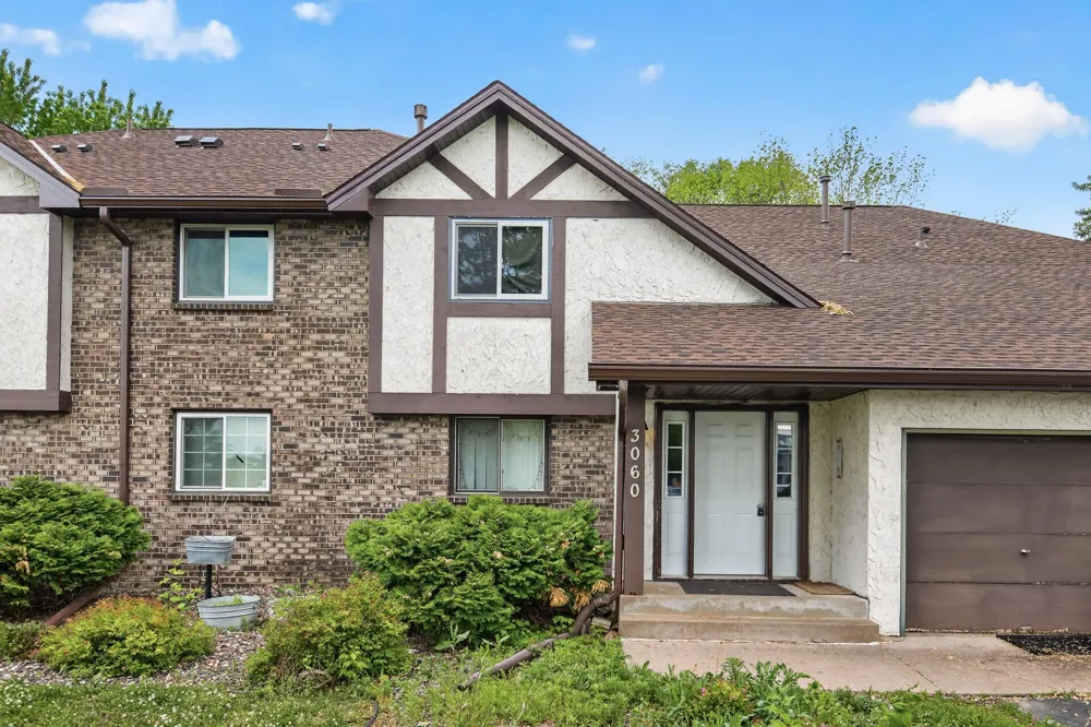 3060 109th Lane NW #8 Coon Rapids, MN 55433