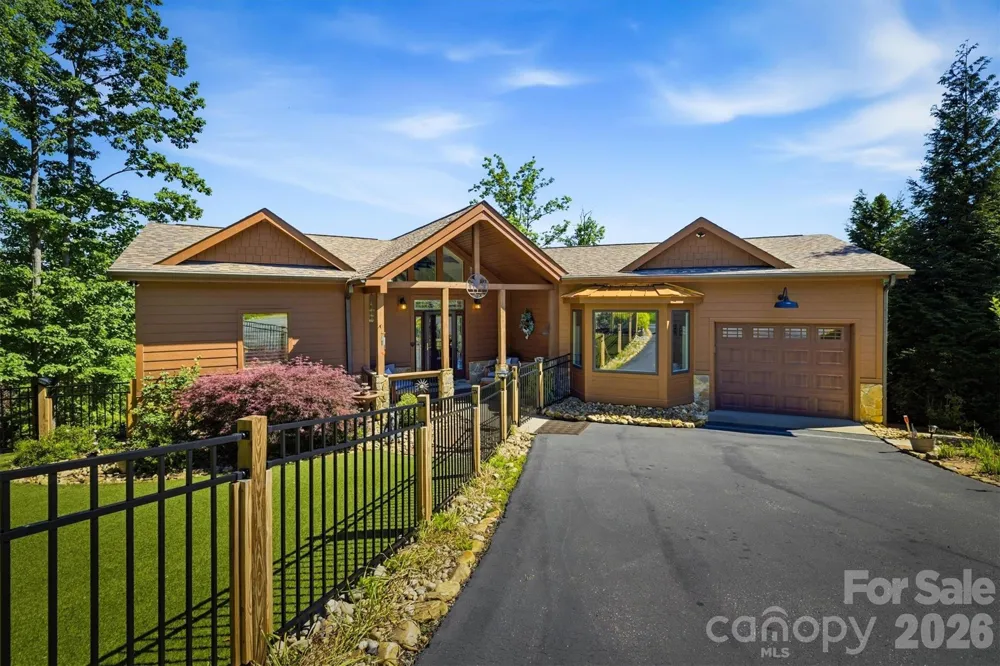 315 Lakeview Trail Nebo, NC 28761