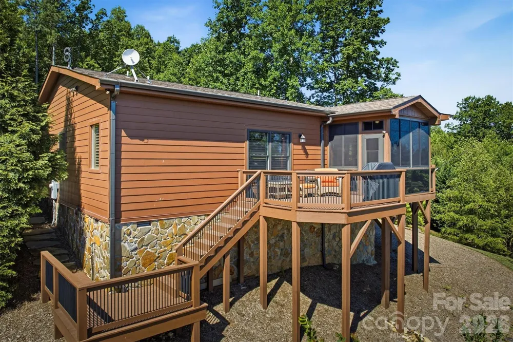 315 Lakeview Trail Nebo, NC 28761