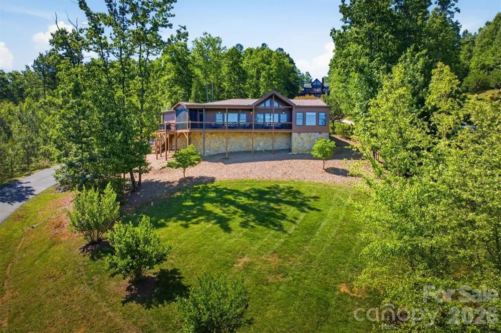 315 Lakeview Trail Nebo, NC 28761