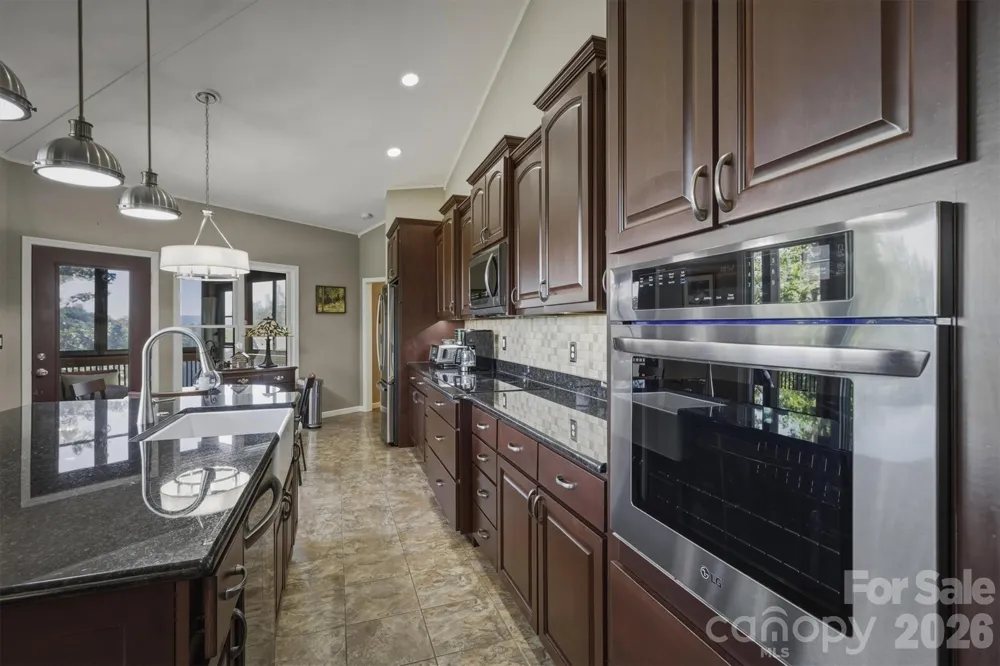 315 Lakeview Trail Nebo, NC 28761