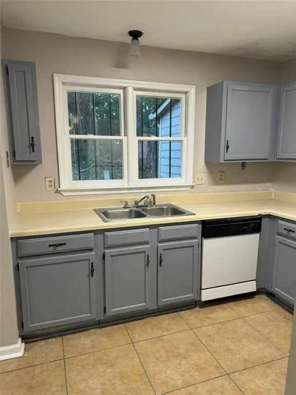 4807 Hairston Place Stone Mountain, GA 30088
