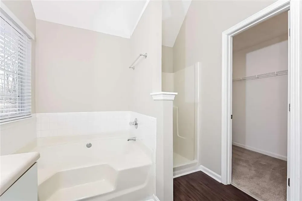 3998 Peachtree Farms Road Rex, GA 30273