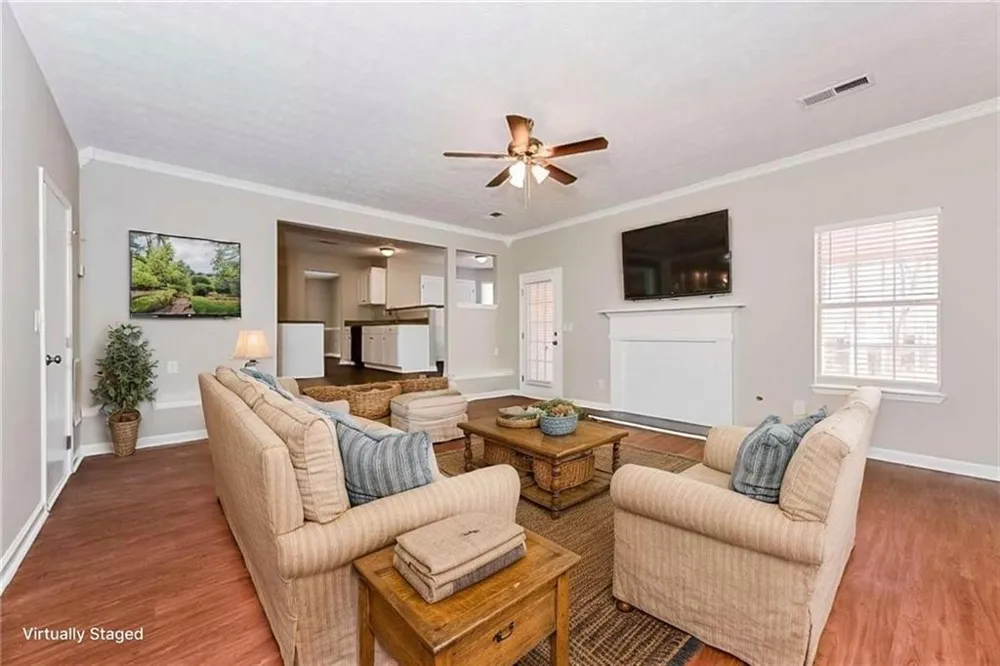 3998 Peachtree Farms Road Rex, GA 30273