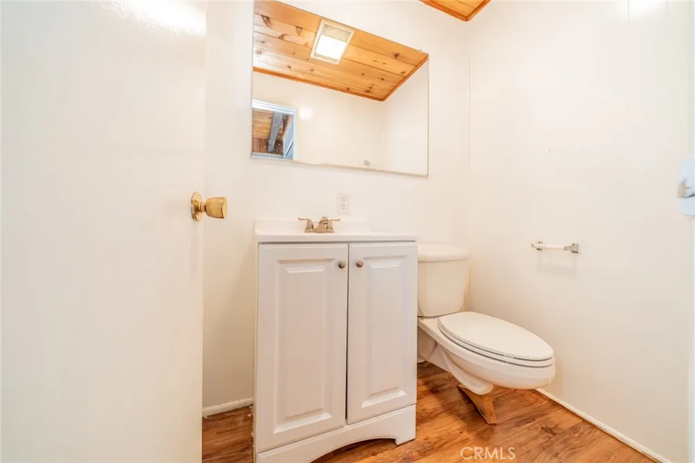25123 Valle Drive Crestline, CA 92325