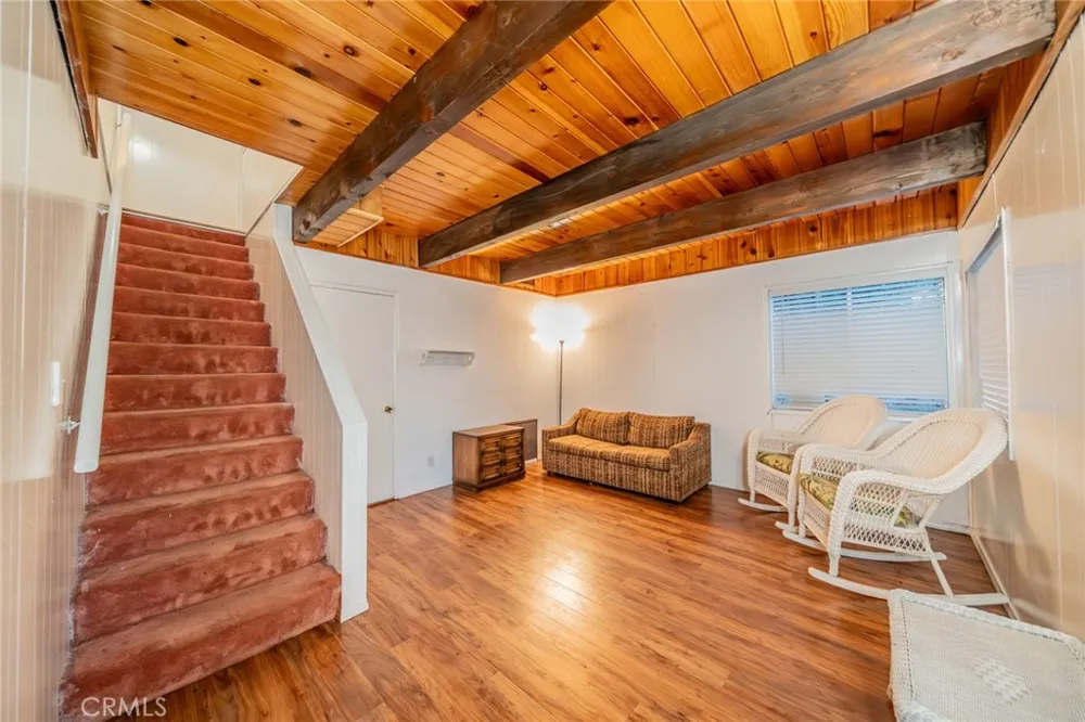 25123 Valle Drive Crestline, CA 92325